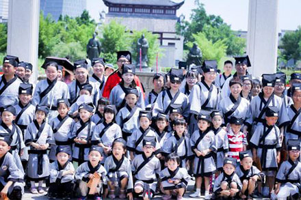 中小學研學配圖-國學合照